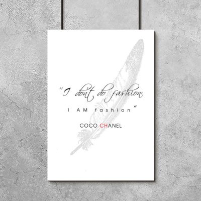 Plakat z sentencją Coco Chanel