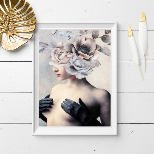 Plakat kobieca nagość i kwiaty