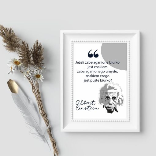 Plakat z twarzą Einsteina i cytatem