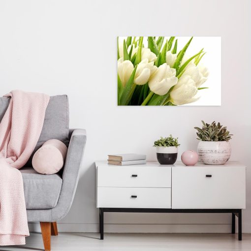 obraz z białymi tulipanami